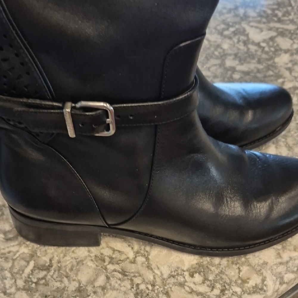 Gianni Bini Black Leather Perforated Boots - Picture 3 of 16